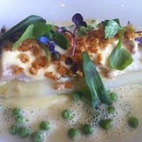 Tong met asperges bij Fred.         Prachtig gerecht met asperges, gepocheerde tong en paling. Een gewaagde combinatie, maar het was zeer evenwichtig, de paling overheerste, anders dan je zou verwachten, niet. Zeer fraaie entourage. Tong met asperges bij Fred.         Prachtig gerecht met asperges, gepocheerde tong en paling. Een gewaagde combinatie, maar het was zeer evenwichtig, de paling overheerste, anders dan je zou verwachten, niet. Zeer fraaie entourage. • <a style="font-size:0.8em;" href="http://www.flickr.com/photos/88422686@N06/14076810794/" target="_blank">View on Flickr</a>