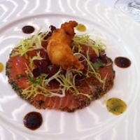 Prachtig voorgerecht bij Old Dutch.Huisgerookte zalm met rauwe tonijn en een gebakken gamba. Eenvoudig maar wat heerlijk en hoog op smaak. Een glaasje Meursault van Dupont-Fahn erbij en onze zomeravond kan niet meer stuk. Terrasgenoegens! Prachtig voorgerecht bij Old Dutch.Huisgerookte zalm met rauwe tonijn en een gebakken gamba. Eenvoudig maar wat heerlijk en hoog op smaak. Een glaasje Meursault van Dupont-Fahn erbij en onze zomeravond kan niet meer stuk. Terrasgenoegens! • <a style="font-size:0.8em;" href="http://www.flickr.com/photos/88422686@N06/14742957225/" target="_blank">View on Flickr</a>