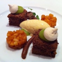 Sacher Torte bij Amarone Sacher Torte bij Amarone • <a style="font-size:0.8em;" href="http://www.flickr.com/photos/88422686@N06/8514404363/" target="_blank">View on Flickr</a>