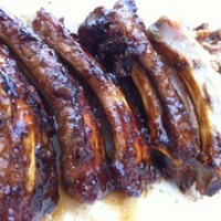 Spare ribs van Smokey Spare ribs van Smokey • <a style="font-size:0.8em;" href="http://www.flickr.com/photos/88422686@N06/8675360319/" target="_blank">View on Flickr</a>